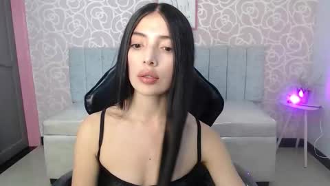 CINTIA ARAUJO online show from October 27, 3:50 am