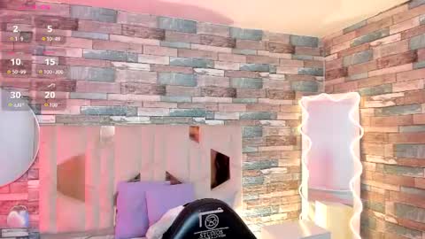 cyrus_tay online show from June 24, 12:45 pm