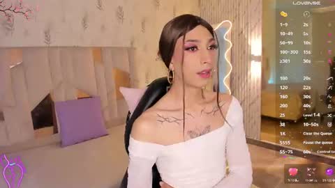 cyrus_tay online show from August 3, 12:44 pm