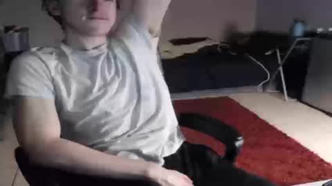 cyruscromwell online show from September 13, 12:18 pm