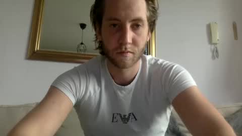 d3nnis_123 online show from February 15, 2:33 pm