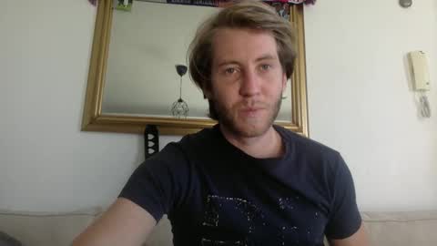 d3nnis_123 online show from February 18, 10:38 am