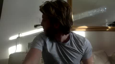 d3nnis_123 online show from February 19, 3:05 pm