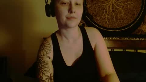 Daisy online show from December 19, 11:49 am