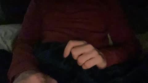 Snapshot of daddnextdoor chatting on December 18, 4:31 am daddnextdoor online show from December 18, 4:31 am