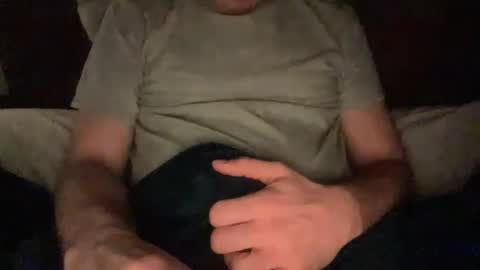 Snapshot of daddnextdoor chatting on December 11, 4:07 am daddnextdoor online show from December 11, 4:07 am