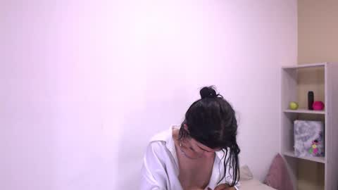 tayler online show from March 7, 4:23 am