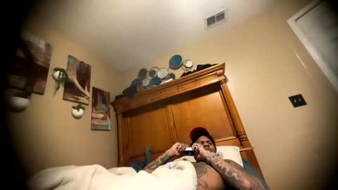 sexy tatted king bbc online show from February 27, 12:03 am