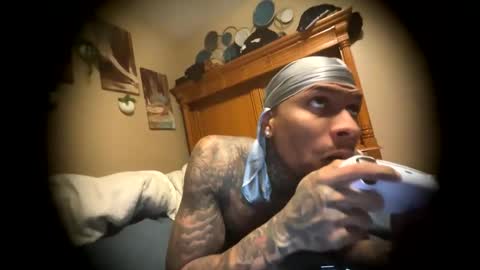 sexy tatted king bbc online show from March 13, 5:54 am