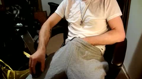 BeauTifulBoy97 online show from November 7, 2:47 am