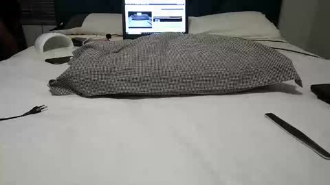 Snapshot of daddyslittleebony chatting on September 20, 2:09 pm daddyslittleebony online show from September 20, 2:09 pm