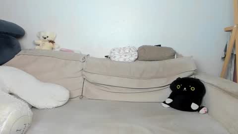 daenery_ online show from November 14, 11:50 pm