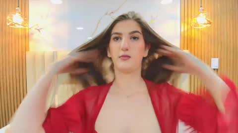 Dafne Castro online show from May 4, 7:42 pm