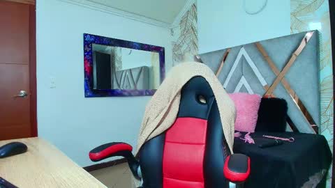 Dafne Castro online show from January 17, 7:22 pm