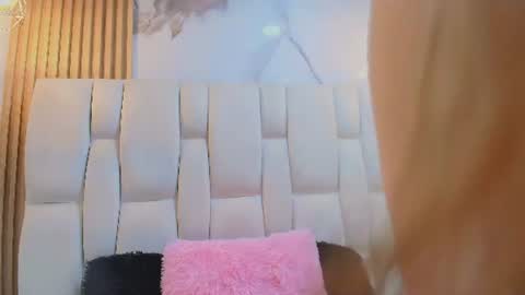 Dafne Castro online show from August 3, 7:42 pm