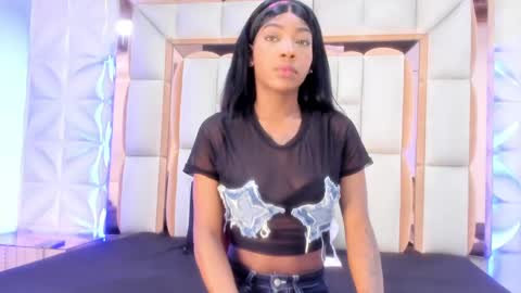 Dafnee online show from May 3, 12:33 pm