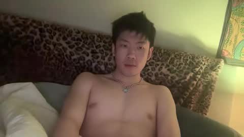 daggerbaby online show from May 3, 8:53 am