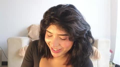 Dahiana online show from May 2, 9:20 pm