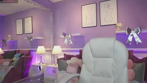 Dahlia Grey online show from January 12, 11:39 am