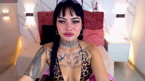 diosa dhaly online show from April 18, 11:05 pm
