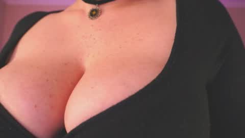 Cute DianaOnline mostly at 8pm-0000 am UK TimeTuesday and Wednesday off online show from September 19, 9:29 pm