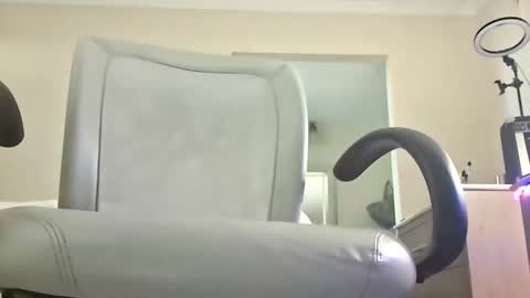 daileyrobert15 online show from May 29, 10:57 am