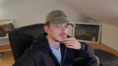 Daimon  online show from October 30, 2:34 am