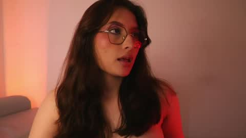 Lauren            online show from April 29, 5:30 pm