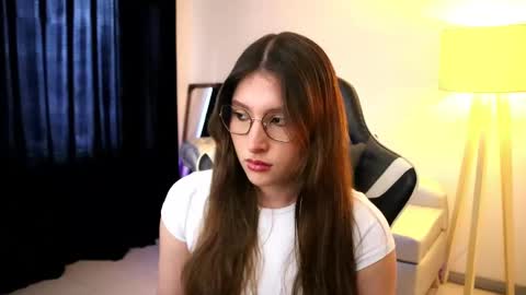 Snapshot of daisha_riley chatting on September 23, 1:38 pm Lauren online show from September 23, 1:38 pm