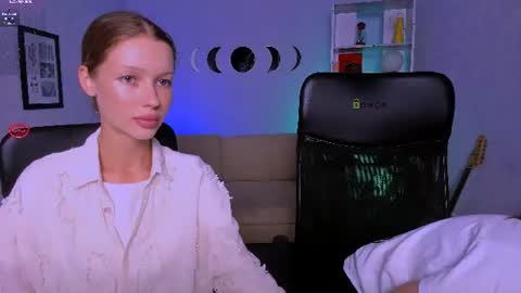 daisy online show from July 25, 7:12 pm
