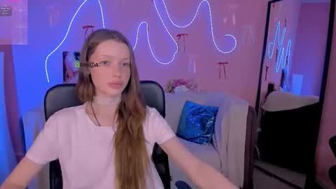 daisy online show from March 28, 9:16 pm