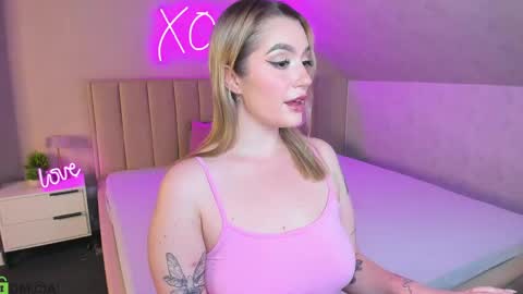 Viickie online show from June 3, 9:34 am