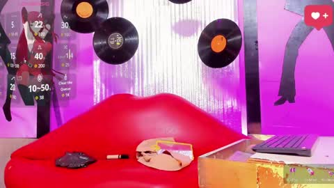 daisy_jonexxx22 online show from April 30, 4:28 am
