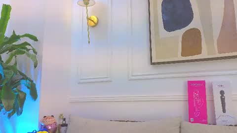 Daisy Price online show from July 3, 10:53 am