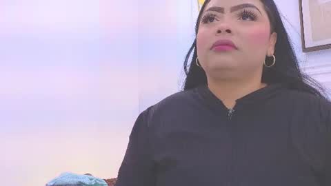 Daisy Price online show from July 24, 10:56 am