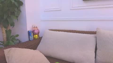 Daisy Price online show from July 22, 10:39 am
