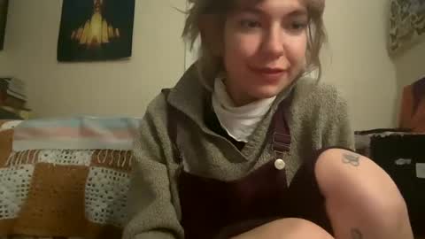 DaisyB3 online show from February 24, 6:05 am