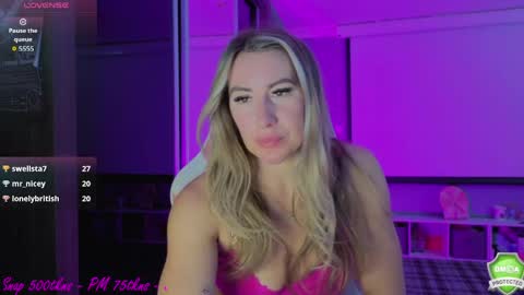 DaisyDeliciousxx online show from May 14, 8:12 am