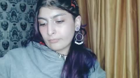    --  -- help me reach 100 hands up  online show from February 12, 3:51 am