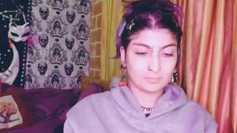    --  -- help me reach 100 hands up  online show from February 28, 4:10 am