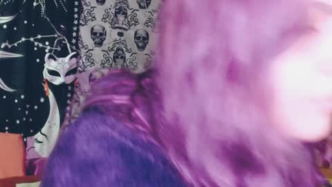    --  -- help me reach 100 hands up  online show from February 7, 9:05 am