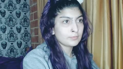    --  -- help me reach 100 hands up  online show from February 13, 1:40 am