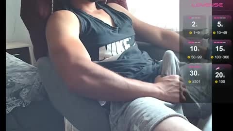 dakata1232 online show from June 1, 4:30 pm