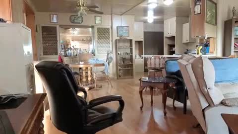 dakit online show from February 9, 4:21 pm