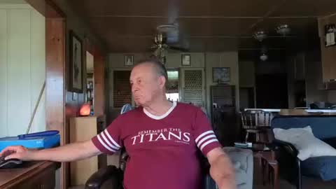 dakit online show from November 18, 11:15 pm