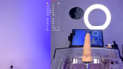 Dakota online show from October 26, 6:18 pm