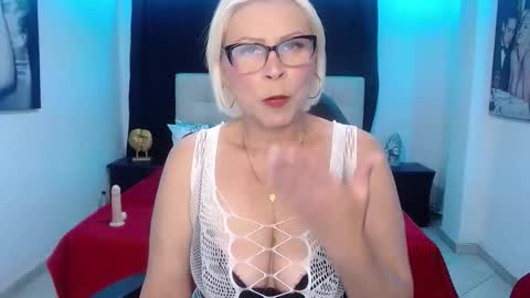 Dakota online show from September 22, 11:42 pm