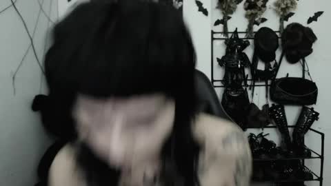 dakota online show from May 21, 1:56 am