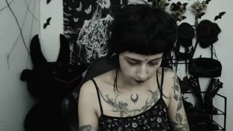 dakota online show from May 23, 2:40 am