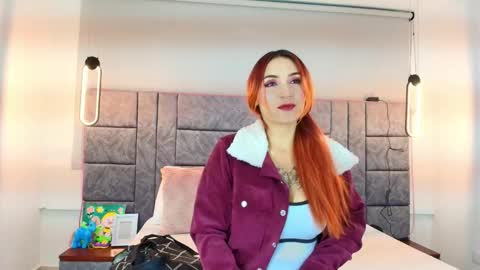 Dakota-Megan online show from December 1, 12:58 pm